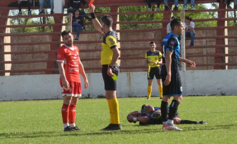 Ciudad Pierde A Su Goleador Alfredo Troncoso Sufri Una Fractura En El