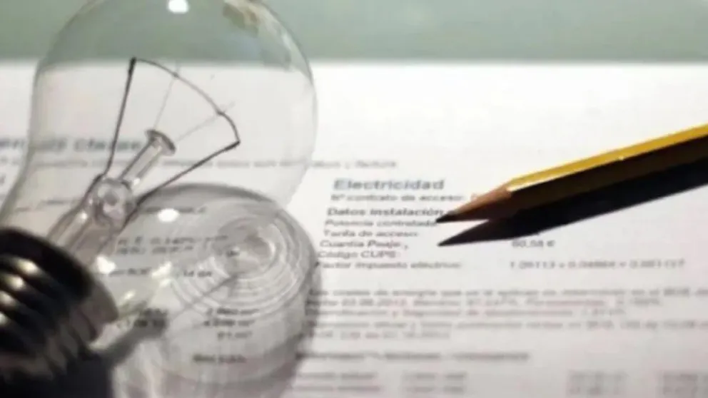 Subas de al menos 100%: sobre quiénes impactará el fuerte ajuste en las tarifas de la luz