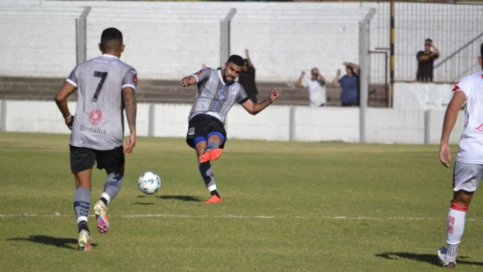 Ciudad enfrenta a Ferro en el debut de Manu Fernández como DT