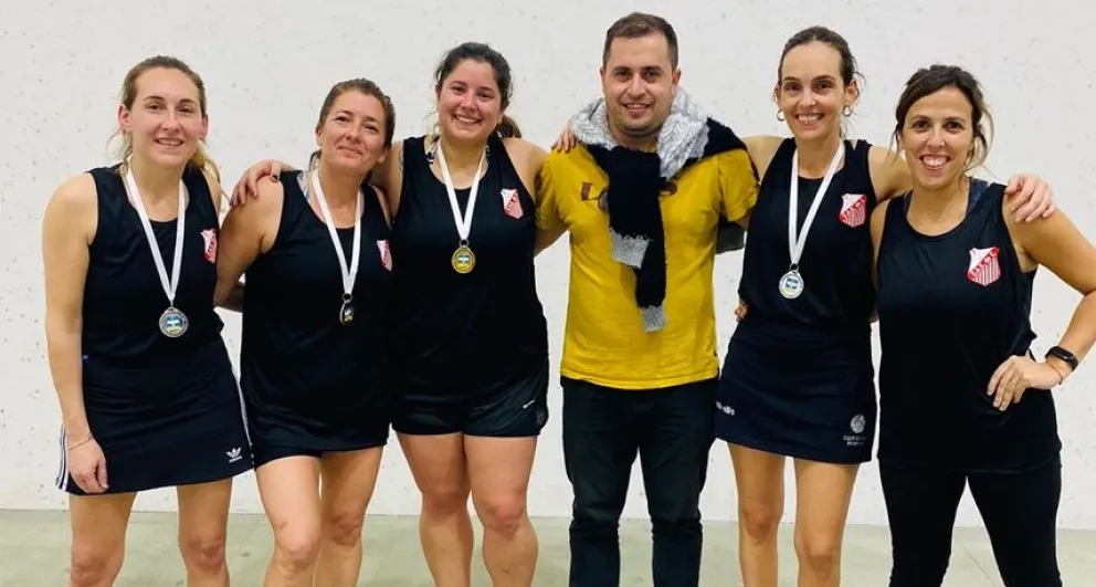 Pelota a paleta: el equipo femenino de Empleados se destacó en el torneo Provincial 