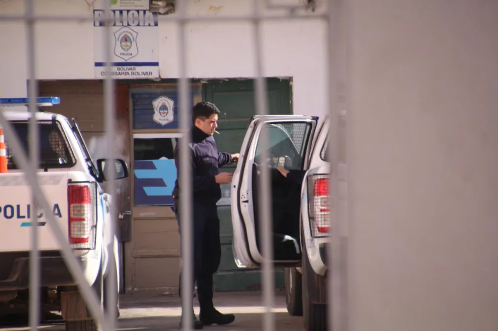 Trasladaron a Bolívar al acusado de robarle al hombre aprehendido por presunta comercialización de drogas