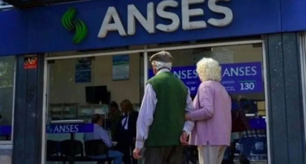 El gobierno oficializó la nueva fórmula de movilidad jubilatoria: todos los detalles