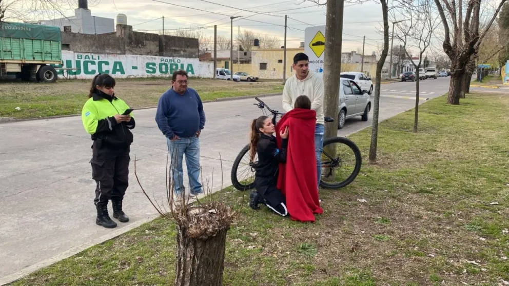 Menor de edad hospitalizada tras accidentarse en bicicleta