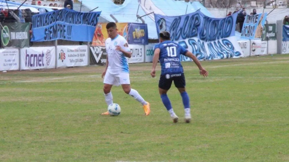 Tras la fecha libre, Ciudad enfrenta a Peñarol con el objetivo de volver a ganar de visitante