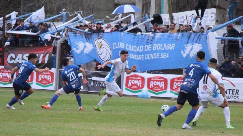 El Club Ciudad de Bolívar recibe a Juventud Unida con la posibilidad de subirse a la cima