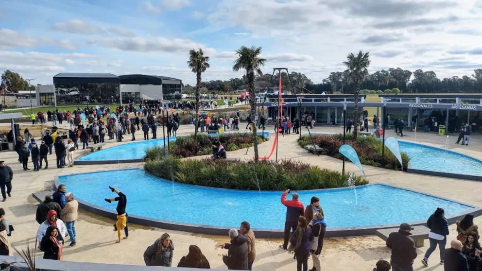 Termas de Tapalqué: el "boom" turístico en un pueblo agropecuario que abre oportunidades de trabajo a jóvenes