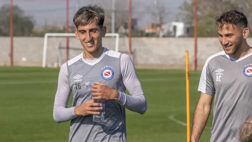 Alan Lescano se despidió de Gimnasia y tuvo su primera práctica en Argentinos