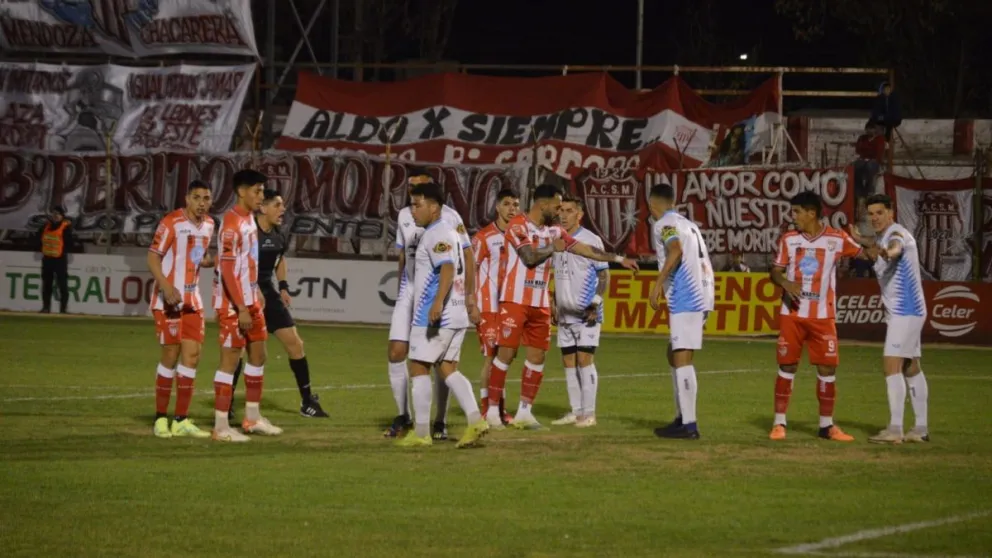 El Club Ciudad de Bolívar empató y sigue siendo el único puntero de la Zona 2