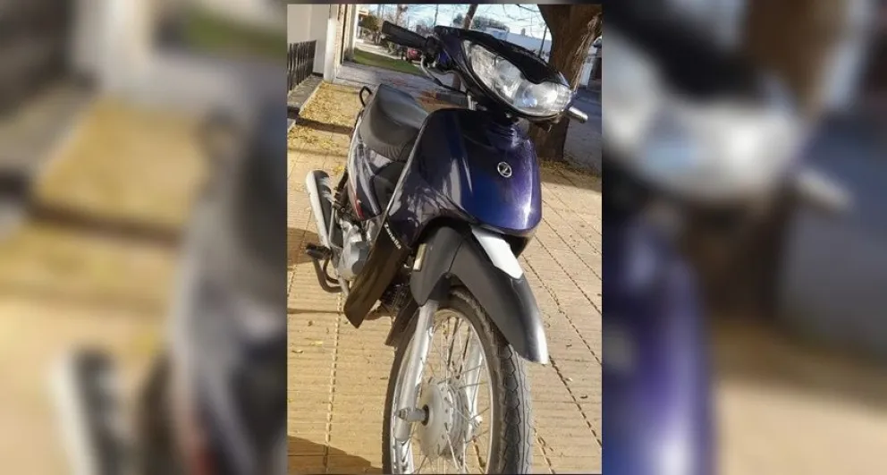 Se llevaron la moto del garaje de su casa: "Era mi único recurso"