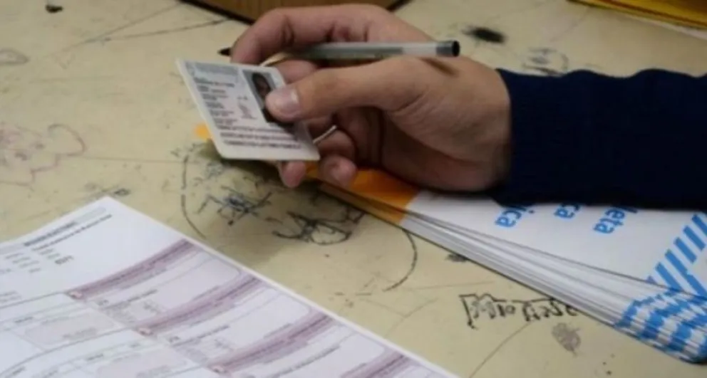 Qué documentos son válidos para votar este domingo en las PASO