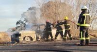 Incendio vehicular en la ruta 65: las llamas destruyeron una camioneta F100