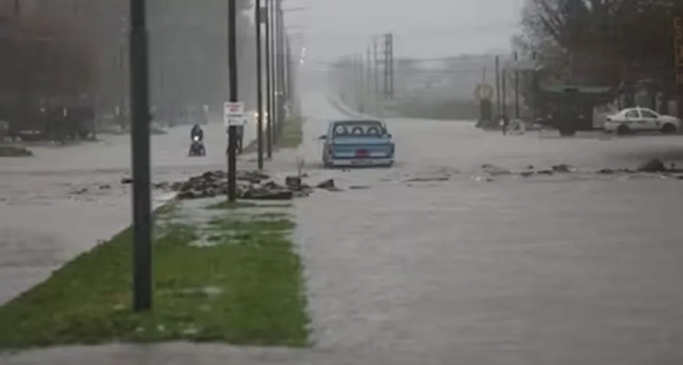 Inundaciones en La Plata: las casas de estudiantes de Bolívar iniciaron una colecta para los afectados