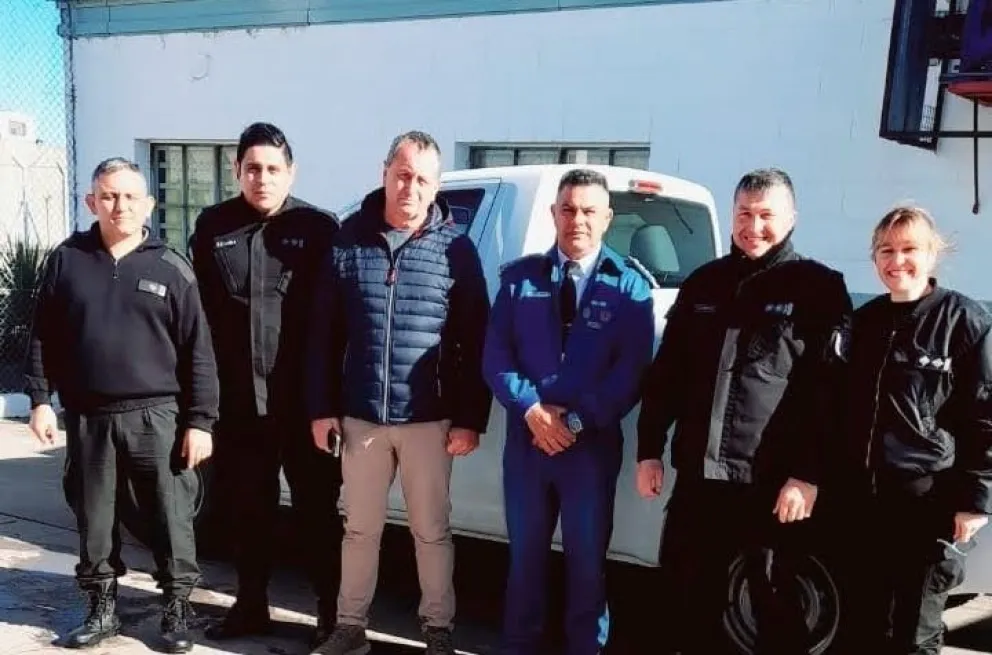Internos de la Unidad 17 de Urdampilleta repararon una camioneta de la Dirección de Vial