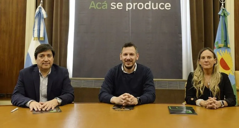 Nuevo acuerdo de leasing permitirá comprar una ambulancia y dos unidades de traslados