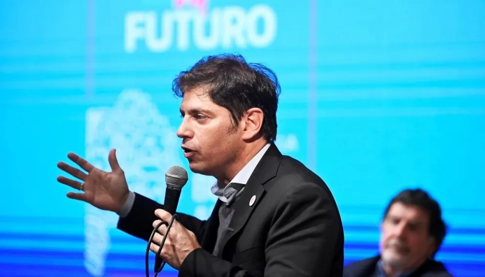 Kicillof dijo que la ley Bases es para "fundir la Argentina" y pidió al Senado que la rechace
