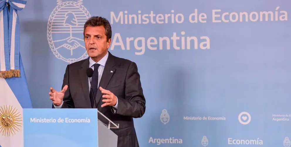Massa anunció la devolución del IVA de la Canasta Básica para trabajadores y jubilados