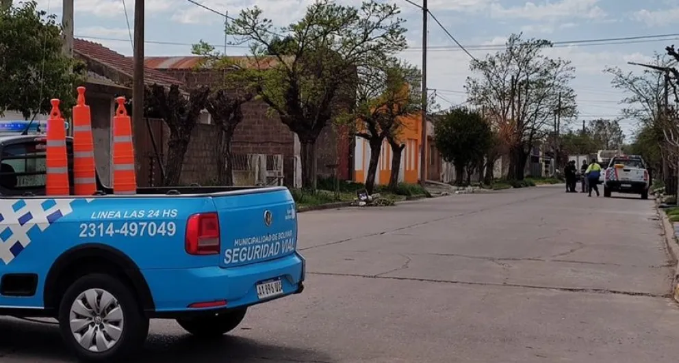 Ciclista fue trasladado al hospital tras sufrir una caída en planta urbana