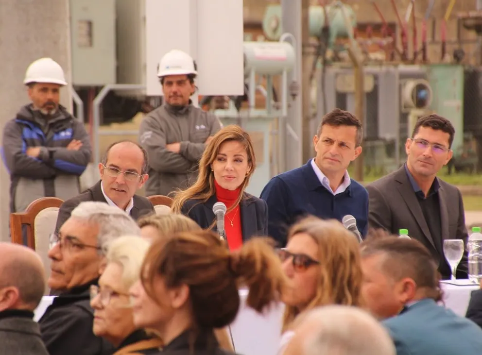 Milei le pidió la renuncia a la funcionaria que inauguró la Línea 132 en Bolívar