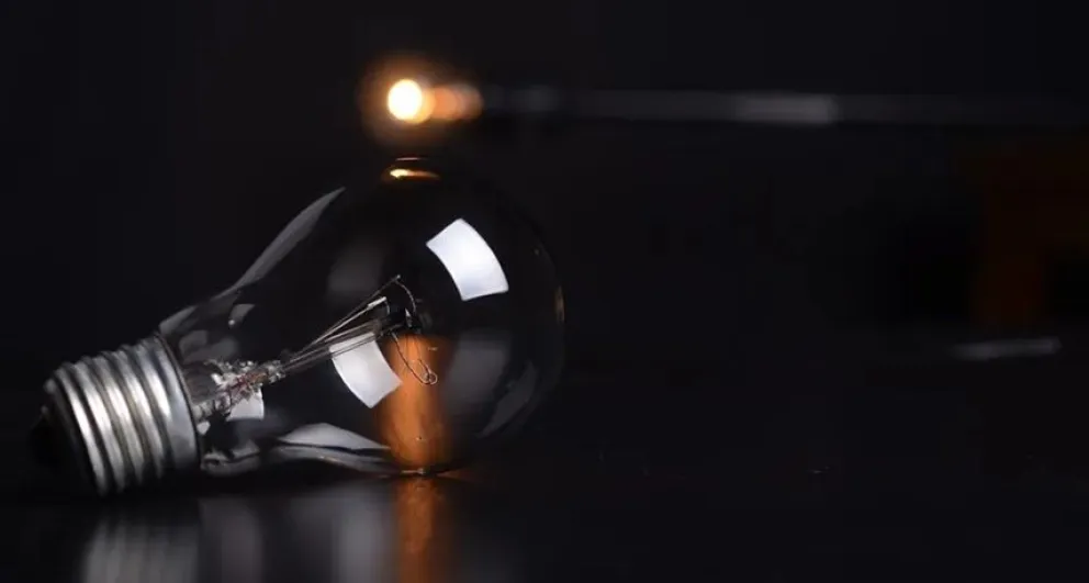 Las víctimas de violencia de género tendrán una bonificación total de la luz por seis meses