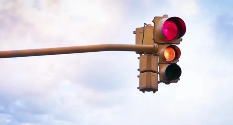 La inteligencia artificial expuso por qué Bolívar debería tener semáforos y transporte público: el informe del Chat GPT