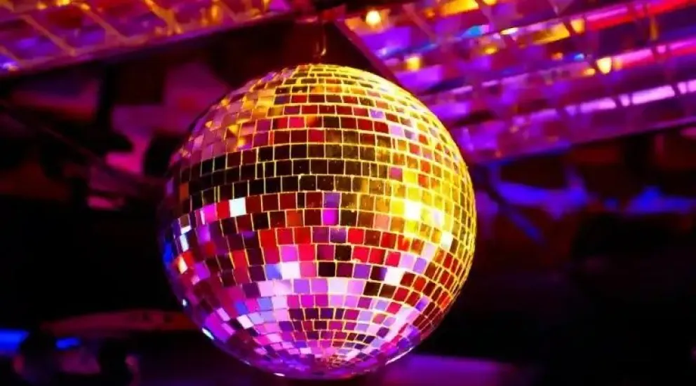 Se viene la Fiesta Retro, uno de los atractivos nocturnos del fin de semana largo
