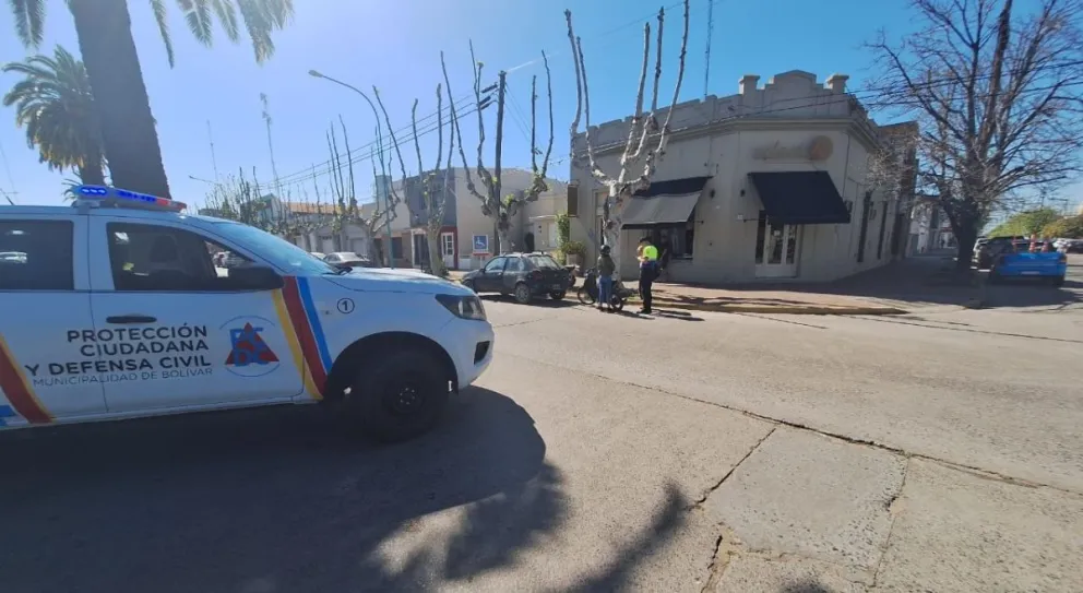 Una motocicleta y un automóvil protagonizaron una colisión en avenida General Paz