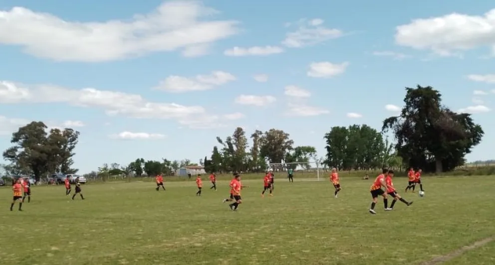 Fútbol Rural Recreativo: los campeones de Segunda División se definen en la última fecha
