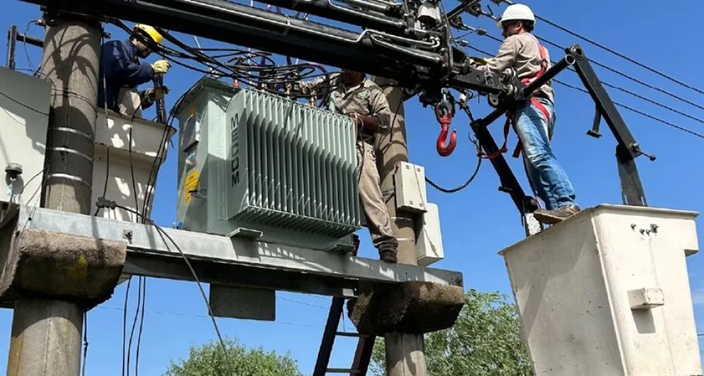 Continúan los reemplazos de transformadores y habrá un nuevo corte de luz en Bolívar