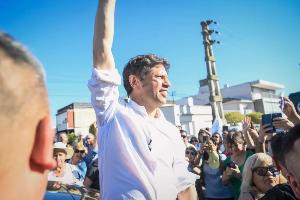 Kicillof encabezó un "encuentro por la patria" en Olavarría junto a referentes de la Séptima Sección
