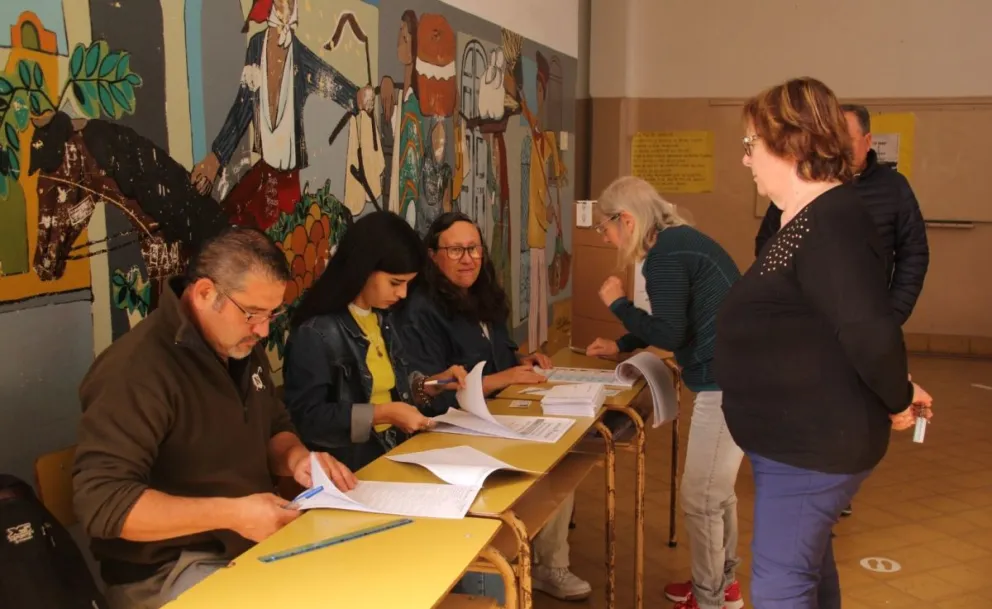 Cronograma de pago: cuándo cobran las autoridades de mesa y delegados del balotaje 2023