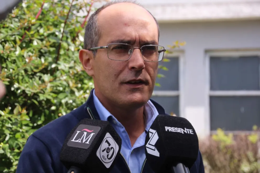 Marcos Pisano viajó a Capital Federal para esperar los resultados del balotaje en el búnker de Sergio Massa