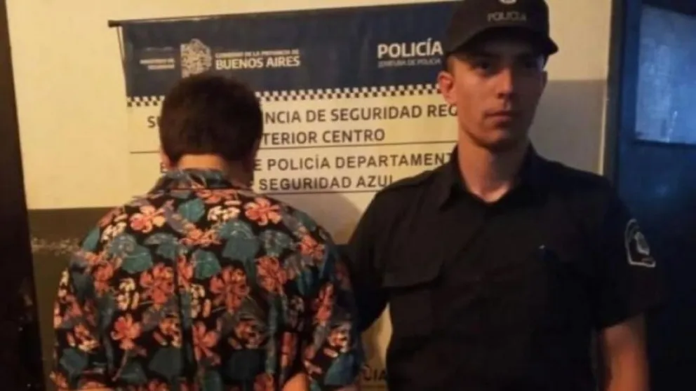 Tras una discusión, un joven atacó a su vecino y le arrancó un dedo de un mordisco