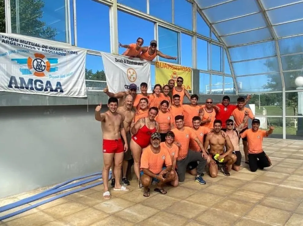 Se encuentran abiertas las inscripciones para la Escuela de Guardavidas en Bolívar