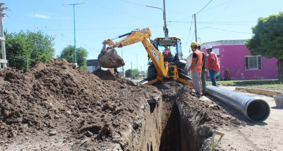 Lleva un 30% de avance la reparación de pavimento en la obra de reacondicionamiento del sistema de agua potable