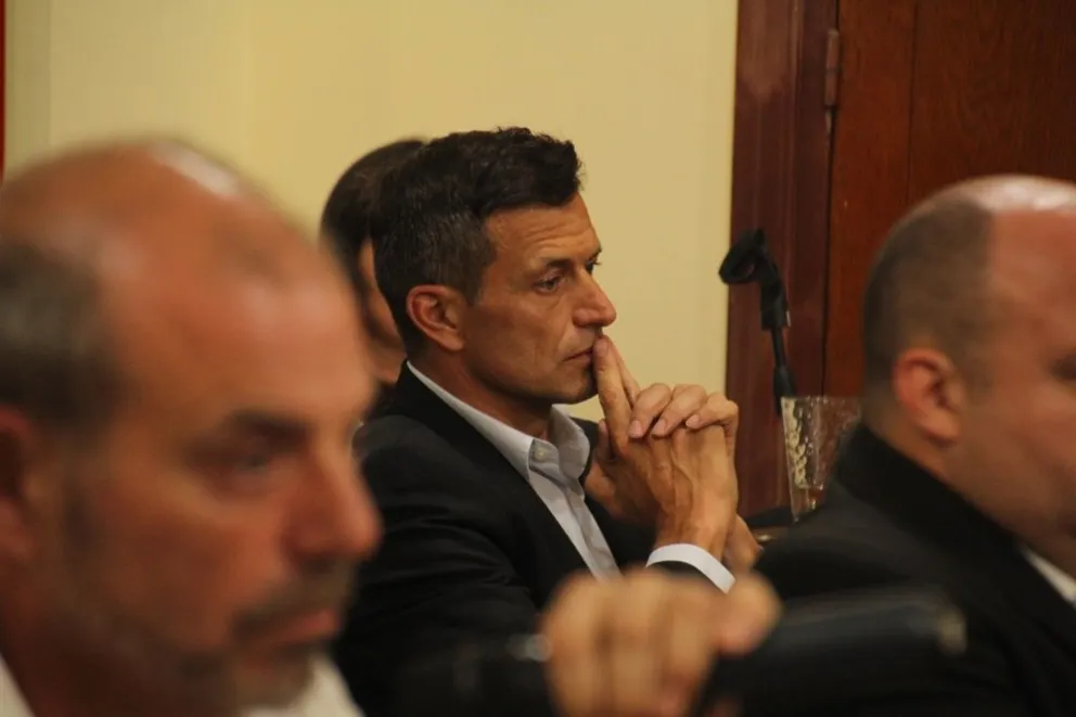 El "bautismo" de Bali Bucca en el Concejo: Morán detrás del telón y un bloque peronista desorientado