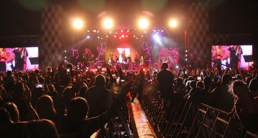 ¿Vendrá? La inteligencia artificial sugirió quién tiene que cerrar la noche del Me Encanta Bolívar