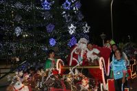 Papá Noel llega al Centro Cívico para celebrar la Navidad Mágica