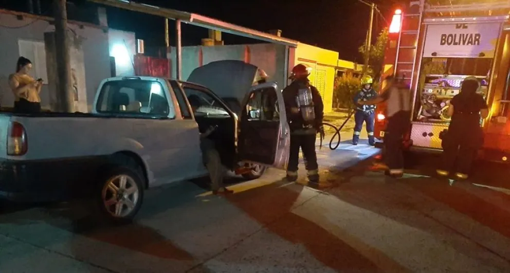 Una camioneta tuvo un principio de incendio y alertó a los servicios de emergencias