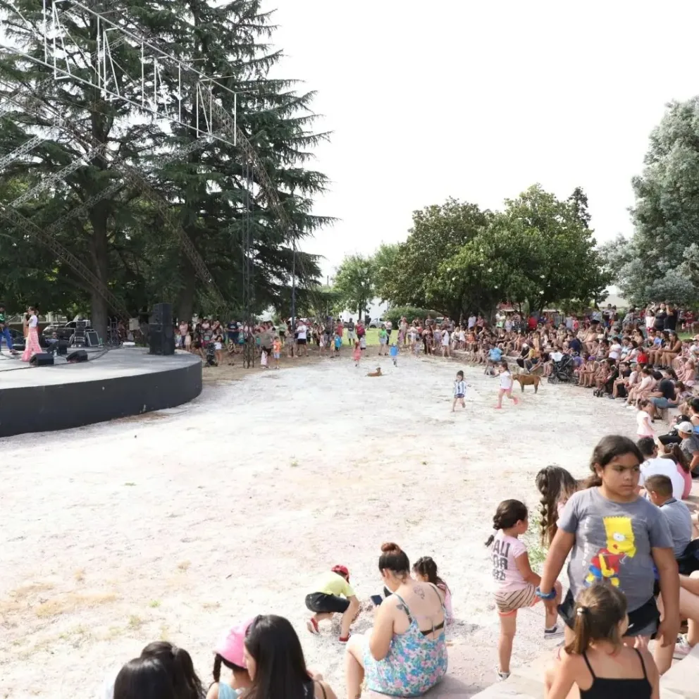 Se celebró la Navidad en el Parque y llegada de Papá Noel previo a la tormenta