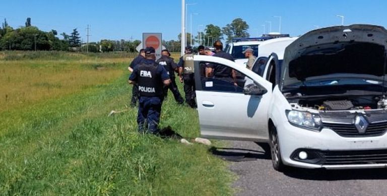 Se efectuó la detención de dos hombres tras el robo a mano armada que ...