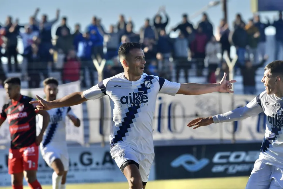 Sigue en la Primera Nacional: el bolivarense Renso Pérez regresa a Guillermo Brown