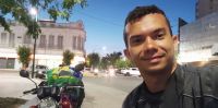 No se salva nadie: le robaron la moto a un viajero brasileño en una ciudad bonaerense