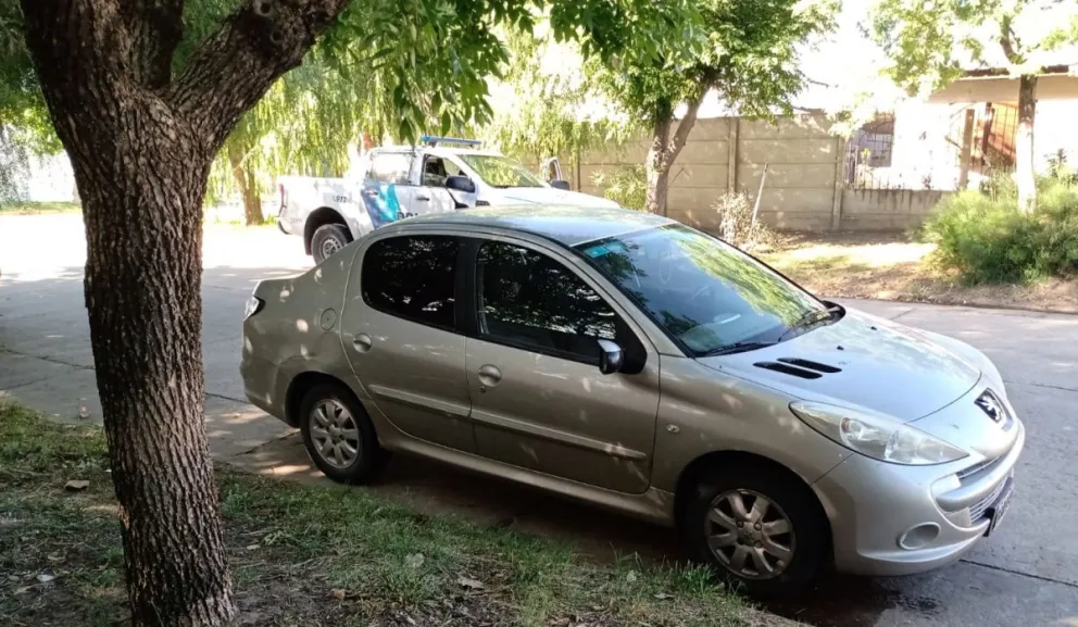 Le robaron el auto a un funcionario municipal: la Policía lo encontró en Anteo Gasparri
