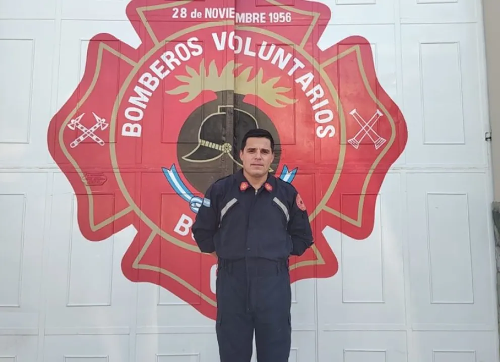 El bombero bolivarense Franco Rojas partió rumbo a Los Alerces para ayudar en los incendios forestales