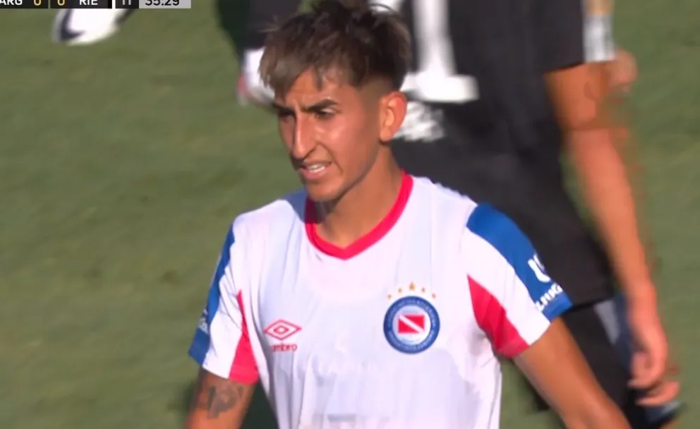 Alan Lescano, el eje del Bicho: conducción, asistencia y chances de gol para el bolivarense