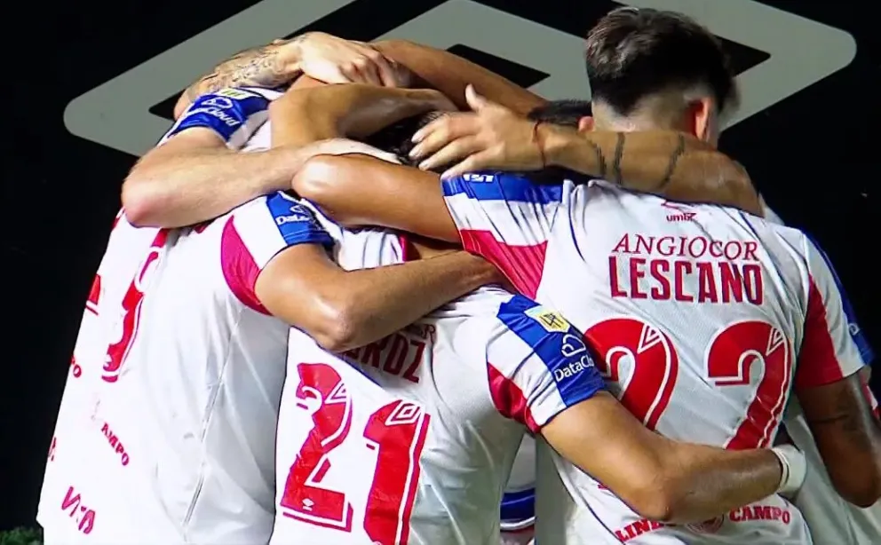 Buen partido de Alan Lescano en la victoria de Argentinos Juniors