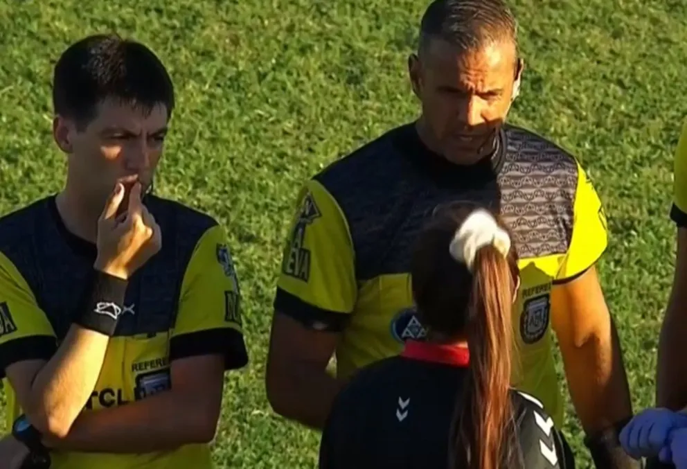 Violencia en el fútbol: se suspendió el partido que dirigía el bolivarense Maxi Castelli