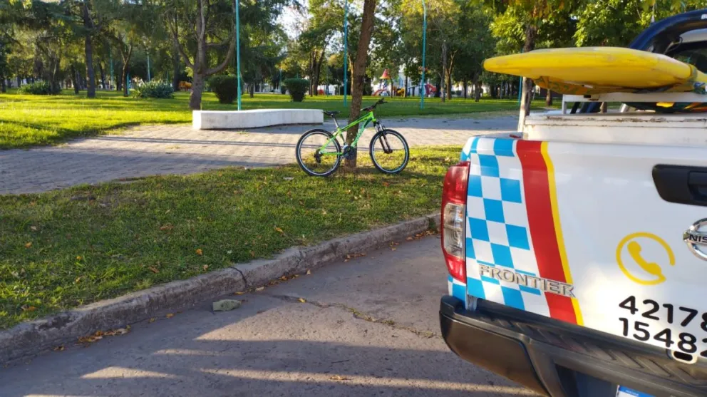 Choque entre un auto y una bicicleta dejó como saldo a una menor hospitalizada