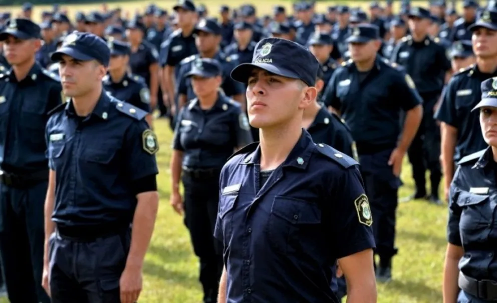 Abrió la convocatoria para ingresar a la Policía bonaerense: cómo inscribirse