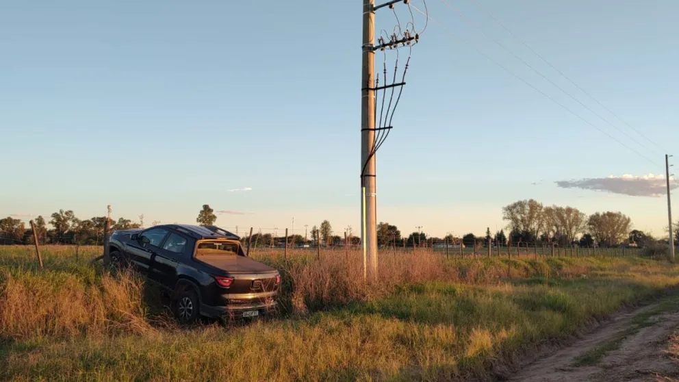 Mujer despistó en una camioneta sobre prolongación Centenario y fue hospitalizada